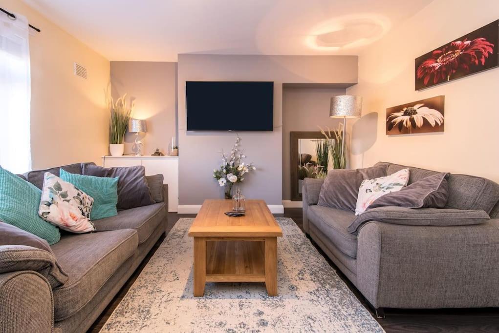 City Home From Home - Peaceful, Cosy & Modern 2Bed House Нотингам Екстериор снимка
