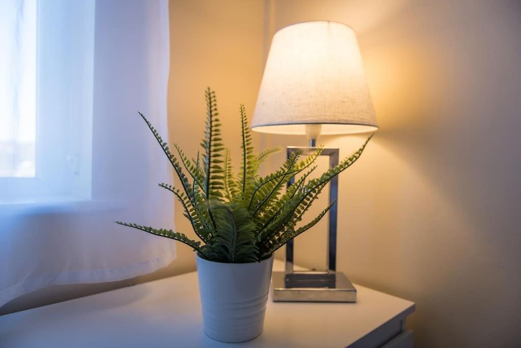 City Home From Home - Peaceful, Cosy & Modern 2Bed House Нотингам Екстериор снимка