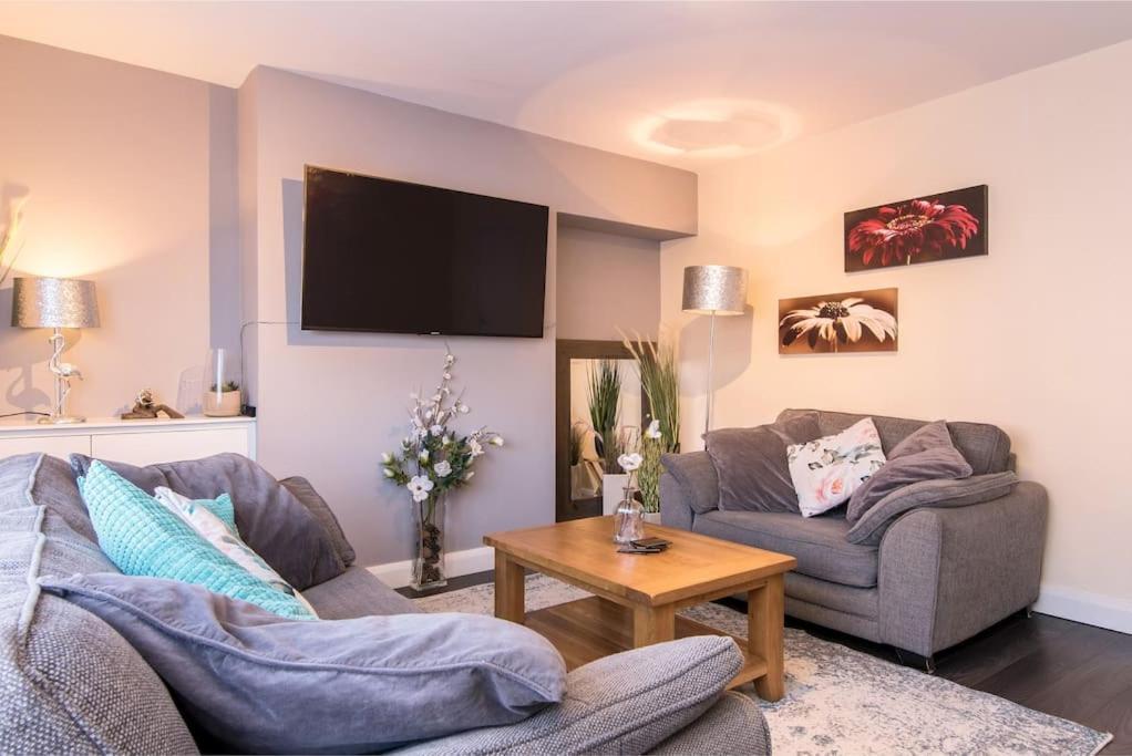 City Home From Home - Peaceful, Cosy & Modern 2Bed House Нотингам Екстериор снимка